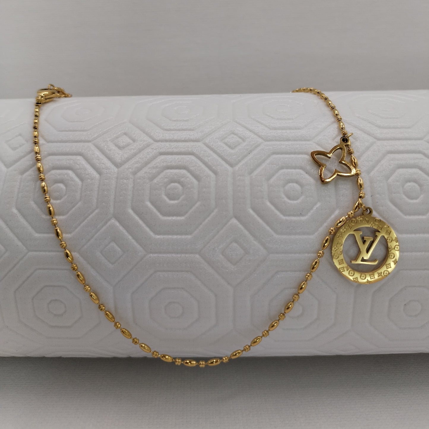 Cadena LV Dama